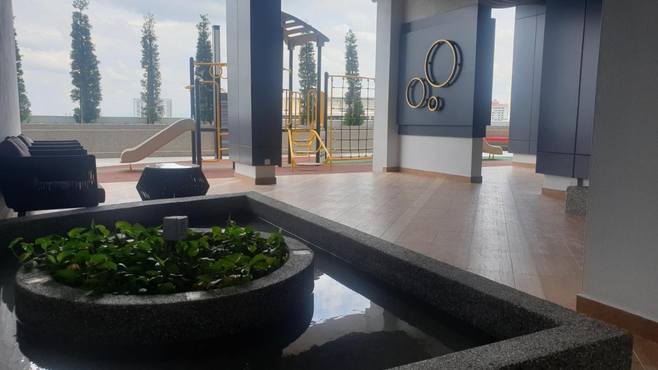 Prestige Troika Luxury Stay Kota Bharu Ngoại thất bức ảnh